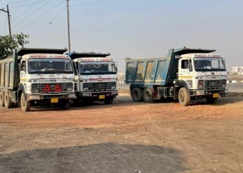 દેવભૂમિ દ્વારકા જીલ્લામાં બેફામ ખનીજચોરી, લોકો જનતા રેડ કરે તો તંત્ર શું કરે છે.?