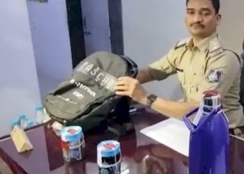 વિદ્યાર્થીની સ્કુલબેગમાં અફીણ છુપાવી હેરાફેરી, ફિલ્મ જેવી છે સ્ટોરી 