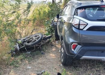 ભાણવડ નજીક કાર અને બાઈક વચ્ચે અકસ્માત, 2 ના મોત 