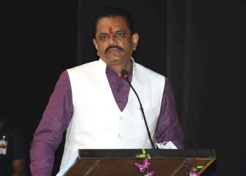 શિક્ષણમંત્રી વાઘાણી બોલ્યા કે છોકરાના સર્ટી લઈને જે રાજ્ય અને દેશમાં સારું લાગે ત્યાં…