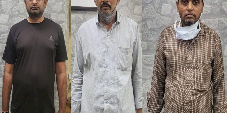 મીટરપેટી ફરીથી લગાવી આપી લાઇટ ચાલુ કરી આપવા 35000ની લાંચનો મામલો 3 ઝડપાયા