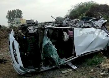 સાઈડ કાપવા જતા કાર ટ્રક સાથે કાર અથડાઈ, 3 લોકોના મોત