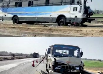 S.T.બસ અને ટેમ્પો વચ્ચે અકસ્માત બાદ એસટી બસની હાલત જોવા થઇ 