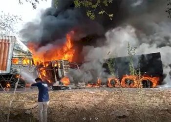 ત્રિપલ અકસ્માત બાદ ફાટી નીકળી આગ, 6થી વધુના મોતની આશંકા 