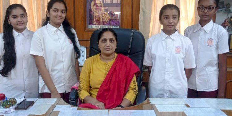 આર્યસમાજ જામનગર સંચાલિત શ્રીમદ્ દયાનંદ કન્યા વિદ્યાલય શ્રેણી-૧૦ નું ગૌરવ