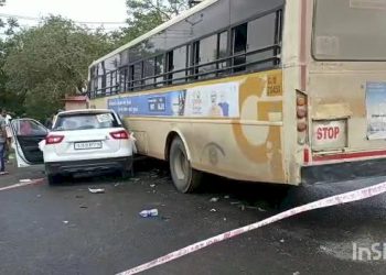 વરરાજાની કાર અને એસટી બસ વચ્ચે સર્જાયો અકસ્માત