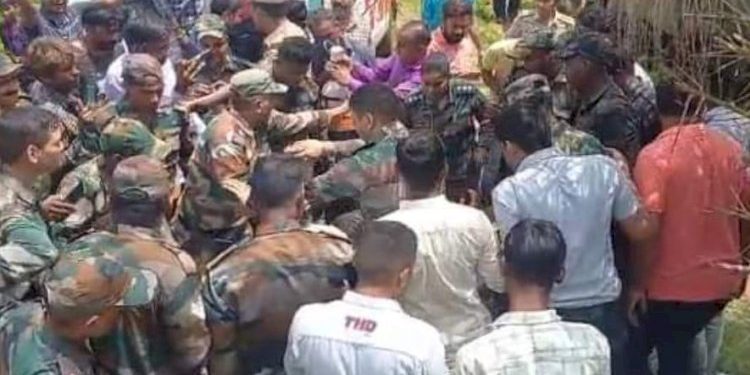 600 ફૂટ ઊંડા બોરમાં ફસાયેલ કિશોરીને બચાવવા 4 કલાક રેસ્ક્યુ ચાલ્યું