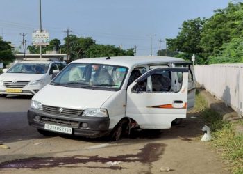 ઇકો કારનો અકસ્માત, 5 વર્ષના બાળક સહીત ૩ ના મોત 