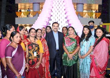 અદાણી કોર્પોરેટ હાઉસમાં ગામડાની કળાને ઉજાગર કરતું ગ્રામ ભારતી’ 22નું પ્રદર્શન