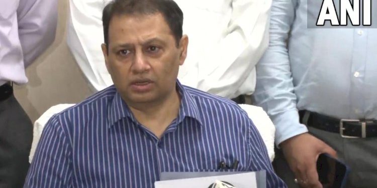 જામનગરમાંથી ઝડપાયેલાં ડ્રગ્સ કેસમાં પૂર્વ પાયલોટ પણ પકડાયો ! 