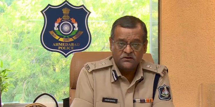 રાજ્યનાં પોલીસવડાએ રખડતાં પશુઓ મામલે કહ્યું કે….