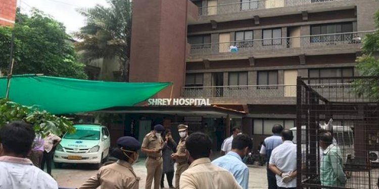 રાજકોટ-અમદાવાદ હોસ્પિટલની આગ મુદ્દે સુપ્રિમ કોર્ટે કહ્યું કે….