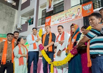 વોર્ડ નંબર 2 અને ૩ માં ભાજપના ઉમેદવાર રીવાબા જાડેજાના  ચૂંટણી કાર્યાલયનો શુભારંભ..