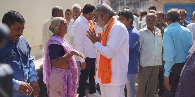 ખંભાળિયા-ભાણવડ વિધાનસભા મતવિસ્તારમાં, મુળુભાઇ બેરાનો આગળ વધતો જયજયકાર