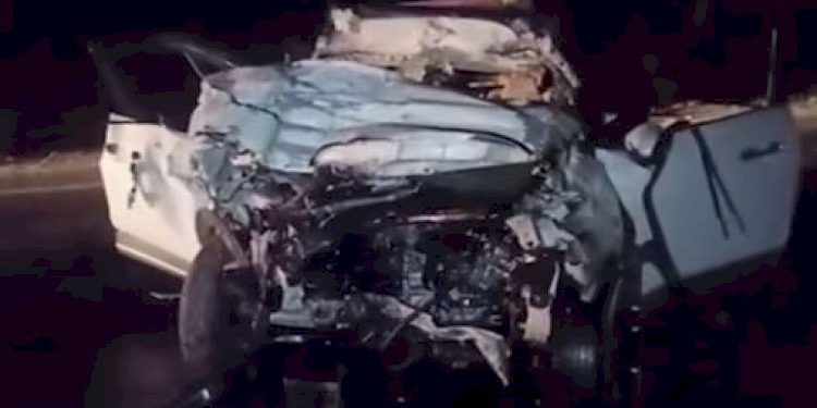 કાર અને ટ્રેલર વચ્ચે અકસ્માત, 4 ના જીવ ગયા 