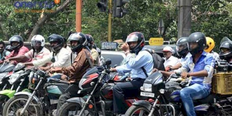 હાઈકોર્ટે હેલ્મેટ અંગે ગુજરાત સરકારને આકરા શબ્દોમાં કહ્યું કે,…..