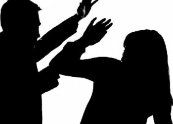 કોલેજકાળમાં કરેલ પ્રપોઝ ના સ્વીકારનાર પરિણીત પ્રેમિકાના ઘરે જઈ પ્રેમીએ કર્યું આવું