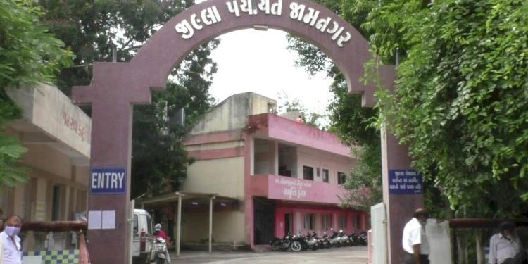 જિલ્લા પંચાયતમાં હજારો ફાઈલો ભરેલ પોટલાંને પગ આવ્યા !