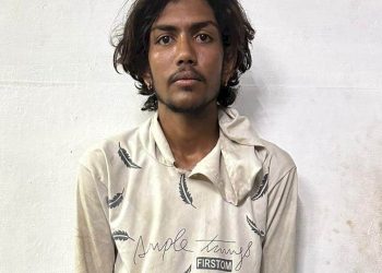 છકડો ચલાવનાર YOUTUBE જોઈ નોટો છાપવા લાગ્યો