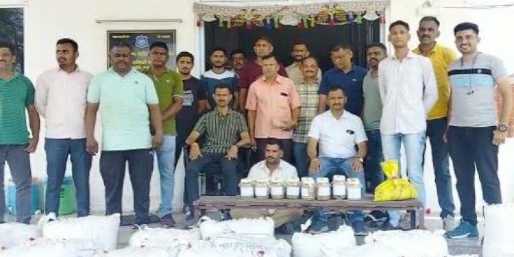 ચોખાની આડમાં છુપાવવામાં આવેલ પોષડોડાનો લાખોનો જથ્થો જપ્ત