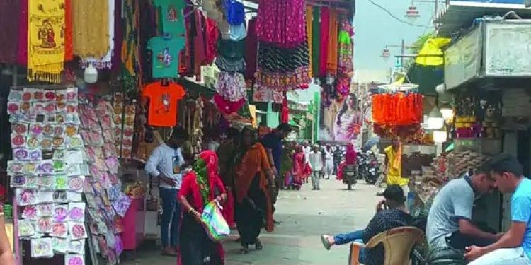 ગાંધીનગરનો આદેશ હોય, જગતમંદિર આસપાસનાં દબાણો હટશે જ