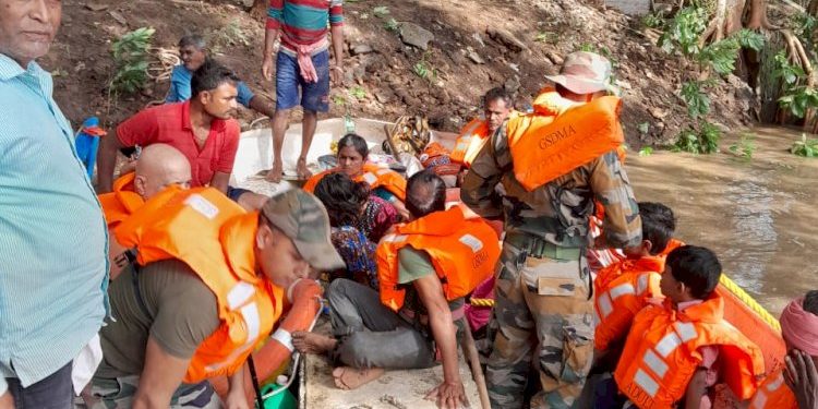 રાજ્યમાં ભારે વરસાદે વધારી ચિંતા, અસરગ્રસ્ત જિલ્લાઓમાંથી કુલ 12,444 વ્યક્તિઓનું કરવું પડ્યું સ્થળાંતર