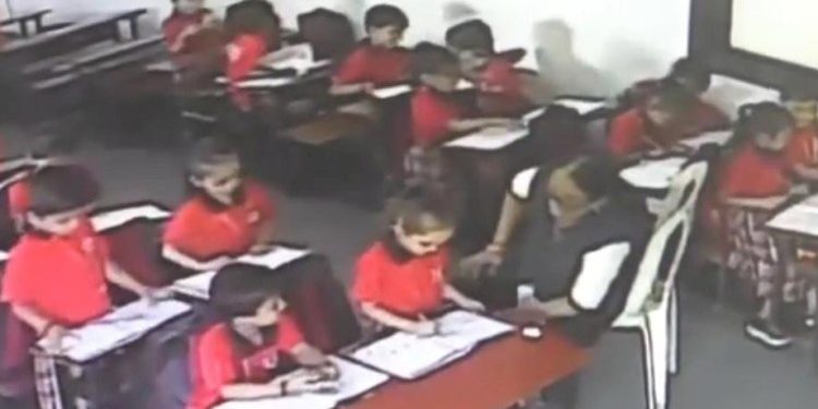 4 વર્ષની માસૂમ બાળાને 30 ધબ્બા મારનાર ‘જશોદા’ની ધરપકડ 