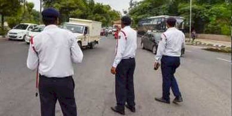 ટ્રાફિક બ્રિગેડનું ‘ઓપરેશન’ કરતી વડી અદાલત 