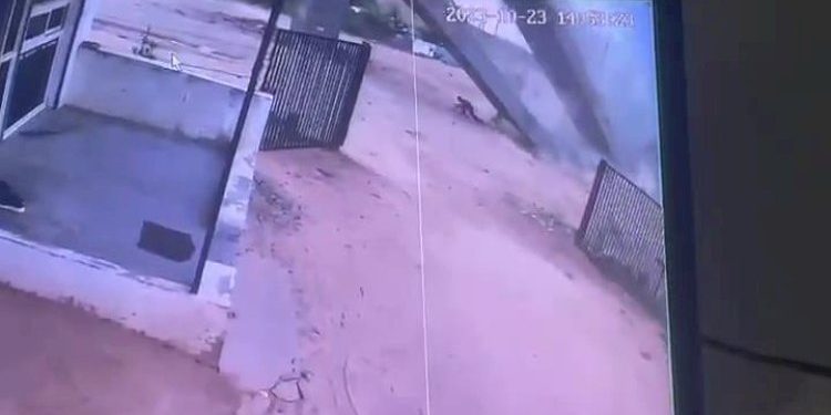 CCTV: રાજ્યમાં અહી નિર્માણાધીન ઓવરબ્રિજનો સ્લેબ ધડામ દઈને તૂટી પડ્યો…