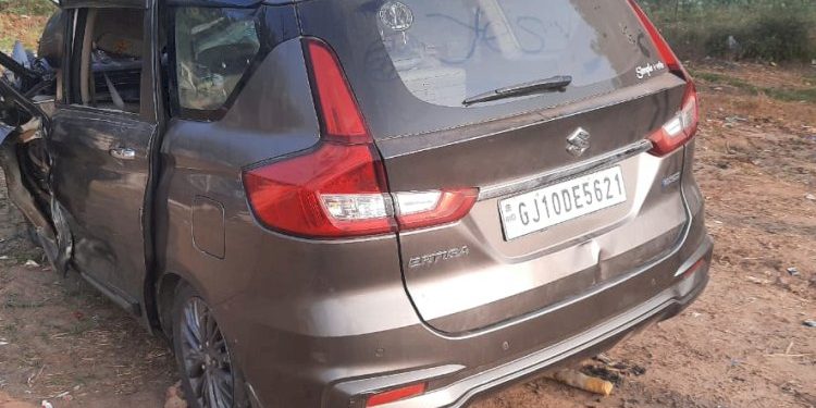 ખંભાળિયાના યુવાનની કારનો અમદાવાદ નજીક અકસ્માત: 2 ના મૃત્યુ