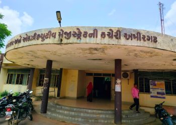 અમીરગઢમાં કૌભાંડીઓ આ રીતે  ‘અમીર’ બની રહ્યા છે !!