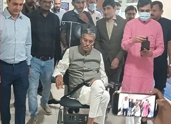 કૃષિમંત્રી રાઘવજીભાઈને હોસ્પિટલમાંથી ડિસ્ચાર્જ અપાતાં રાહત