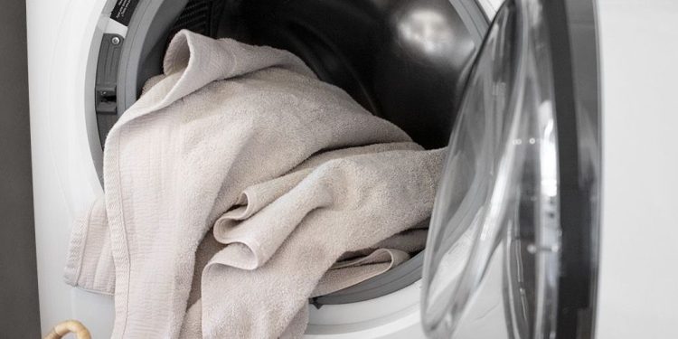 રજૂઆત: કેતન એન્ટરપ્રાઈઝ ડુપ્લિકેટ વોશિંગ મશીન વેચે છે..!?