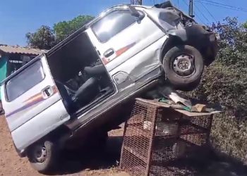 ચાલકને ઝોકું આવી જતા કારની હાલત કેવી થઇ જુઓ