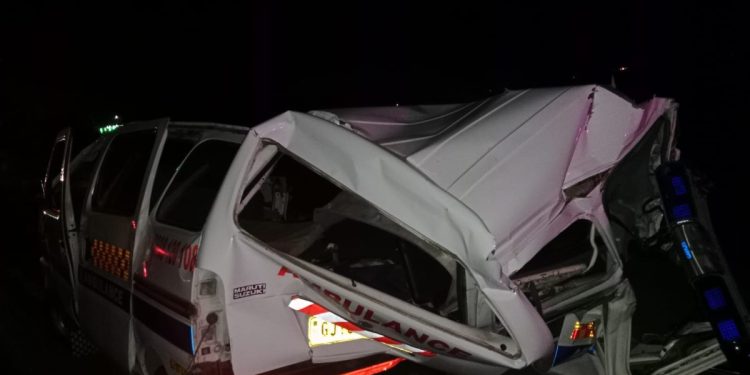 ઓહ ગોડ : એમ્બ્યુલન્સ અકસ્માતમાં 3 ના કમકમાટીભર્યા મોત !