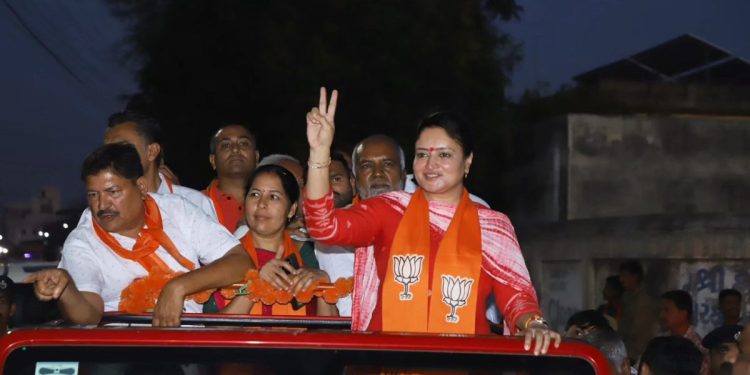 લોકસભા 2024-ધ્રોલ વિસ્તારમાં પૂનમબેન માડમને ગામેગામથી આવકાર