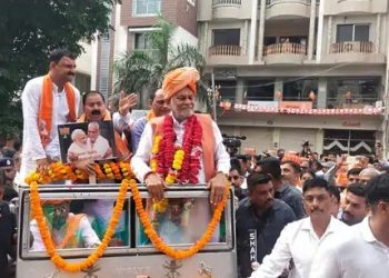 સરકાર-ક્ષત્રિયોની બેઠક મધરાતે નિષ્ફળ : રૂપાલાએ ફોર્મ ભરવા સમયે શક્તિપ્રદર્શન કર્યું…