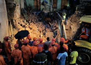 ખંભાળિયા: 125 વર્ષ જુનું મકાન ધરાશાયી, દાદી અને 2 પૌત્રીઓના કરુણ મોતથી ભારે અરેરાટી