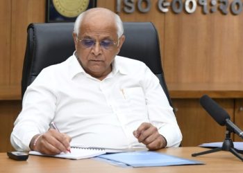 રાજ્ય સરકારના કર્મચારીઓ આનંદો, મોંઘવારી ભથ્થામાં જાન્યુઆરી-2024થી 4 ટકાનો વધારો જાહેર