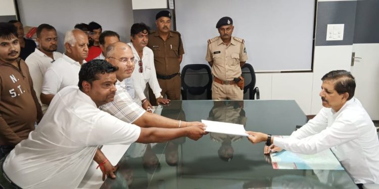 વેપારી એસોસીએશનની માંગ “નો હોકિંગ ઝોન” ની અમલવારી કરાવો