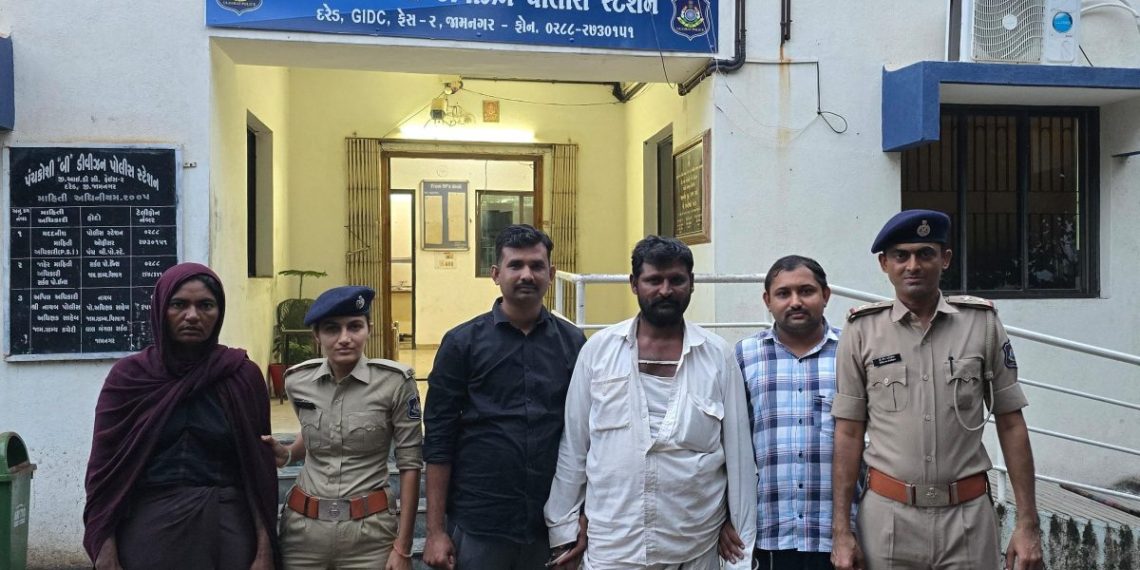 પત્ની પ્રેમી સાથે વાત કરતી હતી પતિને ખબર પડી ગઈ તો બન્નેએ ભેગા મળી….