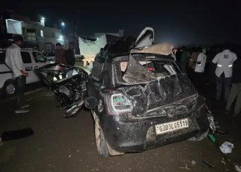 વહેલી સવારે વાહન અકસ્માતમાં 4 યુવાનો કાળનો કોળિયો…