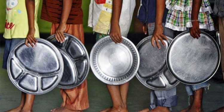 સમૃધ્ધ ગુજરાતમાં ભૂખમરાનું કલંક મિટાવવા, ખરેખર તો…