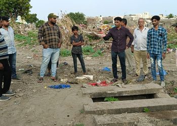 પૂર્વ વિપક્ષ નેતા: દર વર્ષે કરોડોનો ખર્ચ કરતી ભૂગર્ભ ગટર શાખામાં લોલમલોલ, અધિકારી:કોઈ ભૂગર્ભ ગટરની કુંડીઓ તોડી નાંખે છે