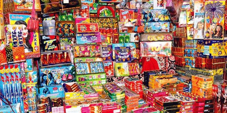 ફટાકડાબજારમાં પણ તંત્રો જન્માષ્ટમી મેળાઓ માફક લાલિયાવાડીઓ જ ચલાવશે…