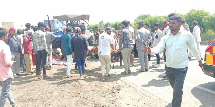 માતાના મઢ જઈ રહેલ શ્રદ્ધાળુઓને નડ્યો અકસ્માત, 3 ના મોત 10 થી વધુ ઘાયલ