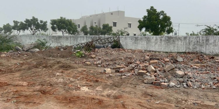 જામનગરમાં કાનૂની કાર્યવાહીઓ બાદ હટાવાયું ધાર્મિક દબાણ…