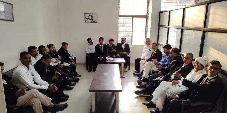 SC-ST એક્ટ સંબંધિત ગુનાઓમાં આરોપીઓની ધરપકડ શા માટે નહીં ?!