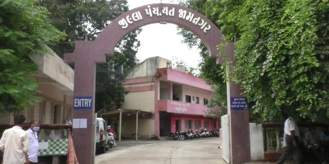 જિલ્લા પંચાયતોના પ્રમુખોની અલગથી ગ્રાન્ટ આપવા માંગ થઇ