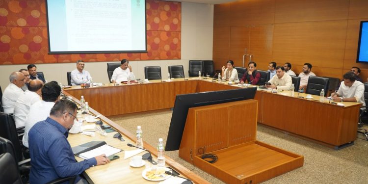 ક્લિનીકલ એસ્ટાબ્લિસમેન્ટ એક્ટ, રજીસ્ટ્રેશન ન હોય તેવી આરોગ્ય સંસ્થાઓ સામે સખ્ત પગલાનો આદેશ